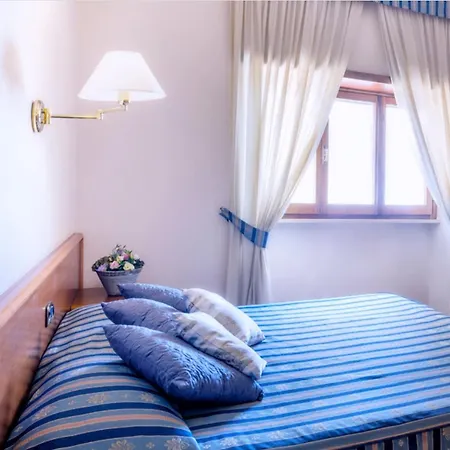 Astura Palace Hotel 4*