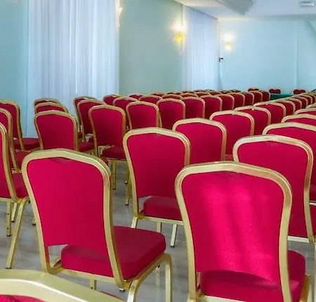 Astura Palace Hotel 4*