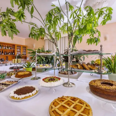 Hotel Astura Palace 4*