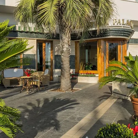Hotel Astura Palace 4*