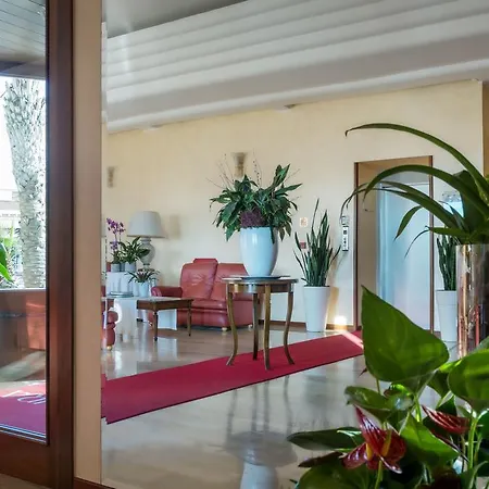 Hotel Astura Palace