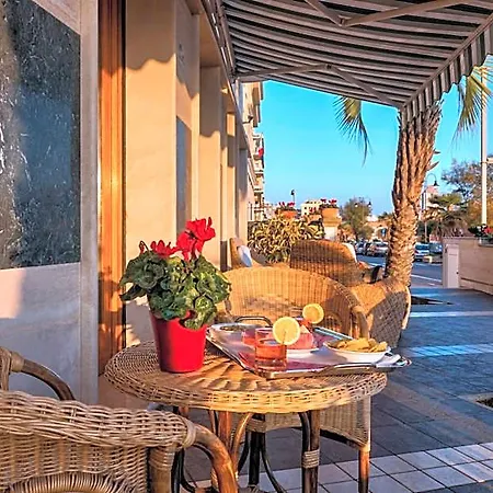 Hotel Astura Palace
