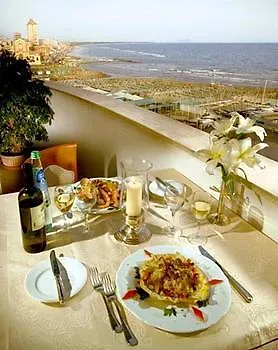 Hotel Astura Palace 4*