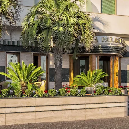 Hotel Astura Palace 4*