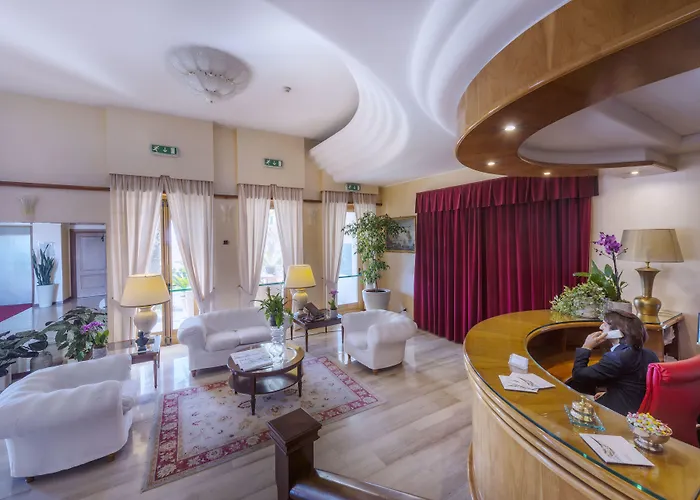 Astura Palace Hotel 4*